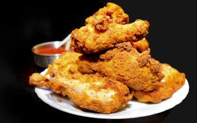 Breaded Chicken Wings and Stingers: A Crowd Favorite!